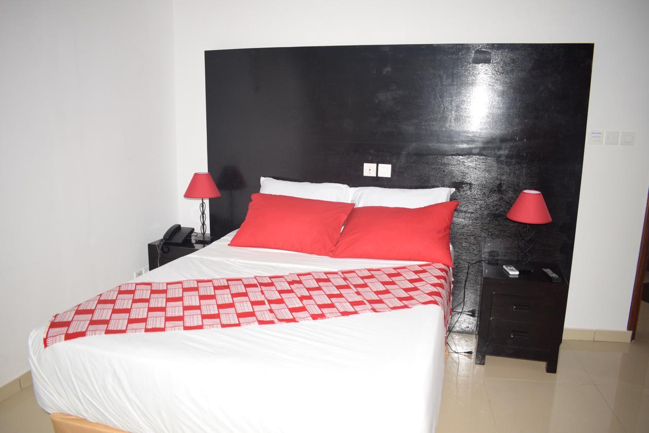 Hotel Bkbg Lome Exterior photo